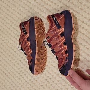 Salomon shoes - Size 13